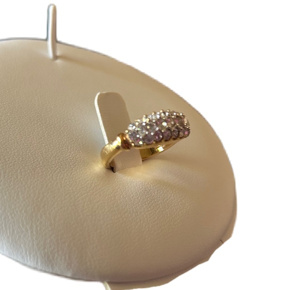 Gold plated ladies dress ring with white stone cluster. Size 4.5 - Picture 3 of 6